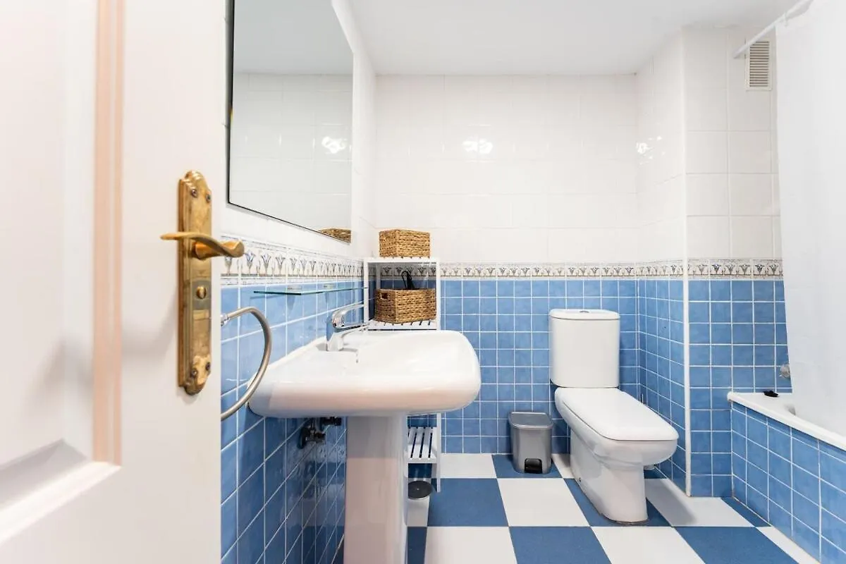 Apartmento En Marbella Con Acceso Directo A La Piscina! 0*,